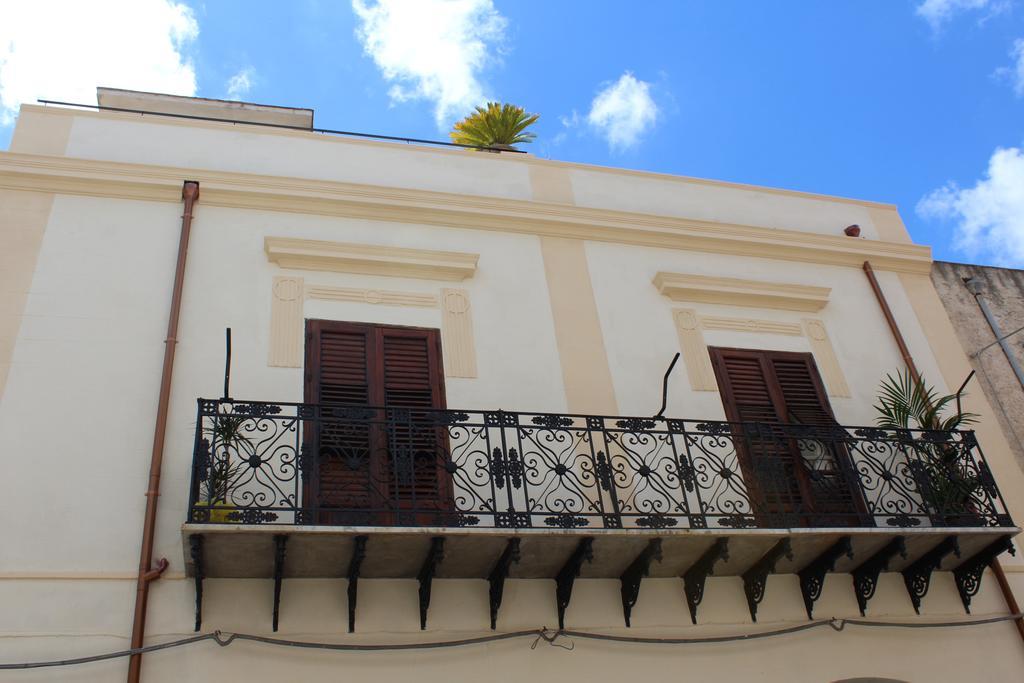 Palazzo Taormina Lejlighed Castellammare del Golfo Eksteriør billede