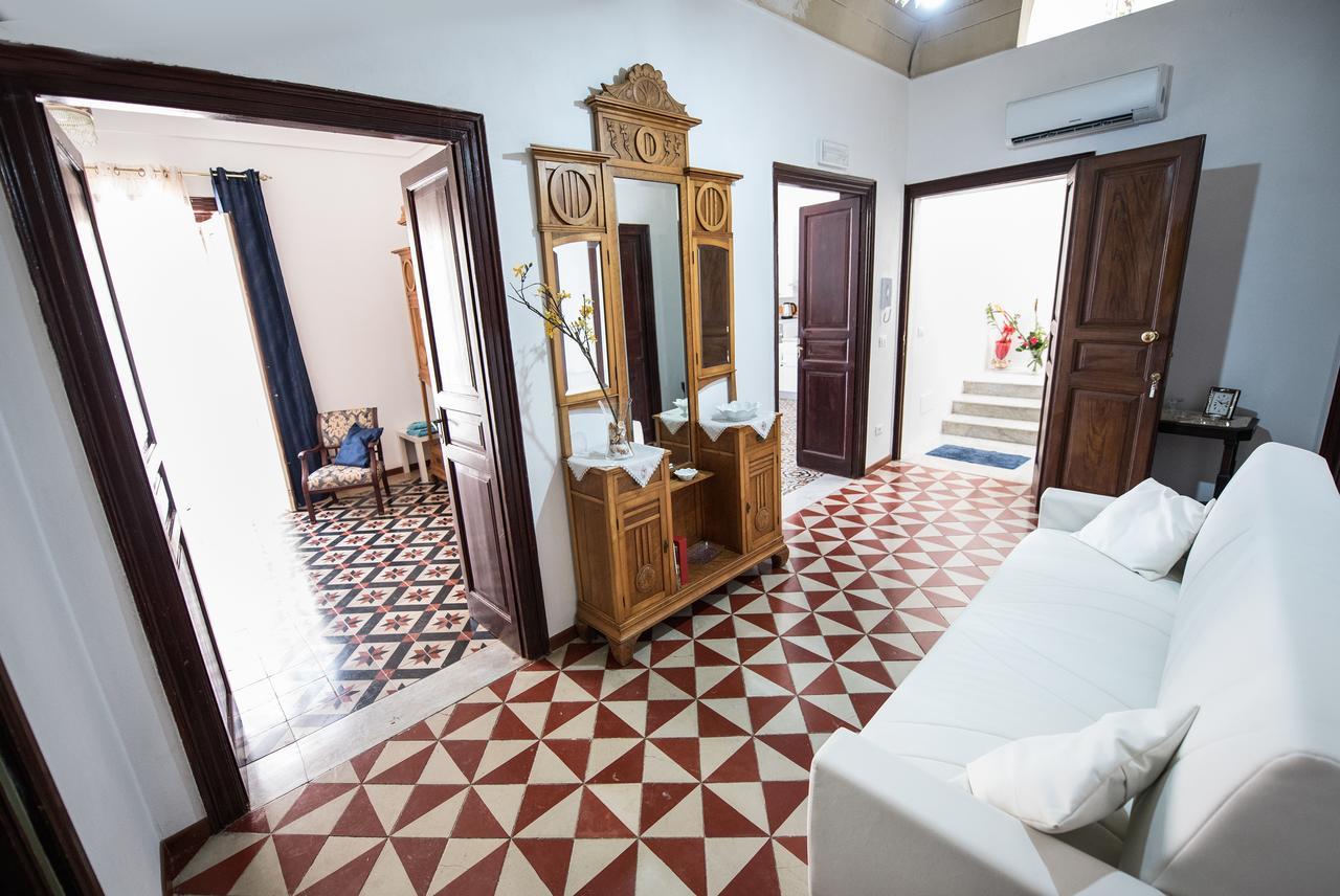 Palazzo Taormina Lejlighed Castellammare del Golfo Eksteriør billede